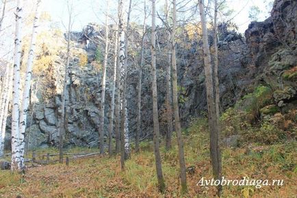 Mountain Dyrovaty kő avtobrodyaga 1