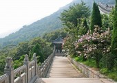 Гора Лаошань (laoshan 崂山), Циндао, портал про китаї