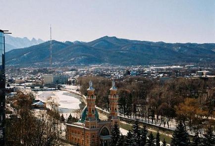 Vizitarea obiectivelor turistice din orașul Vladikavkaz, fotografie