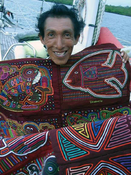Molasul nativ american (mola) al tribului Kuna