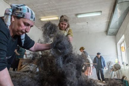 Як роблять бурки в Дагестані