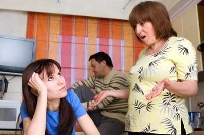 Cum să înveți să te înțelegi cu părinții soțului ei