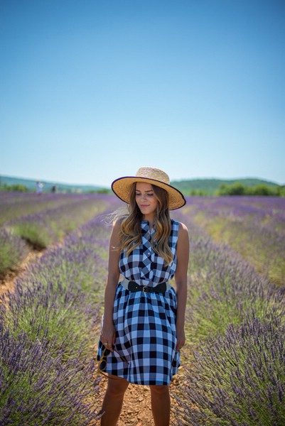 Cum să te îmbraci în stilul Provencei