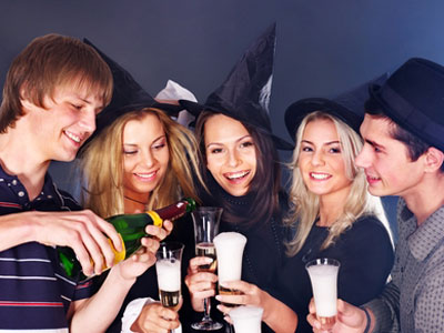 Cum să organizezi o petrecere în onoarea Halloween