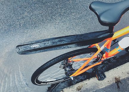 Cum să vă pregătiți pentru ciclism în ploaie, biciclete în oraș
