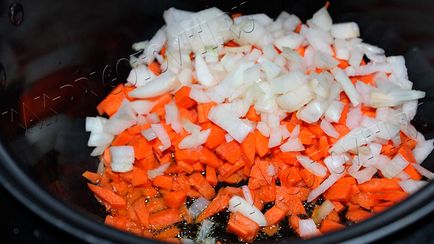 Cum să gătești pilaf cu pui într-o multivark - cele mai bune rețete