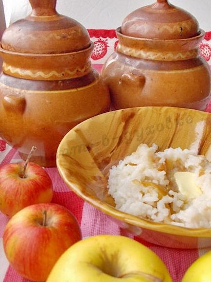 Cum să gătești orez în oale în cuptorul dulce cu mere