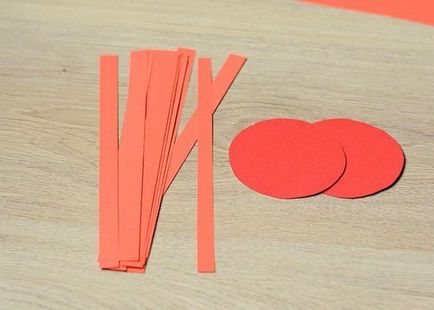 Hogyan készítsünk egy katicabogár készült színes papír, 33 kézműves