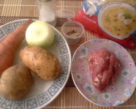 Hogyan lehet cérnametélt leves húsgombóccal recept lépésről lépésre kép - házi leves