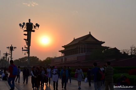 Cum arată Piața Tiananmen în Beijing?