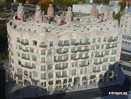 Casa mila descriere și fotografie