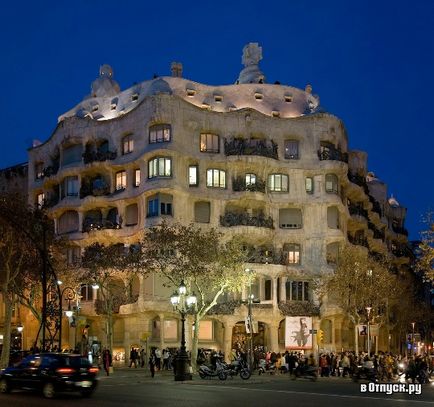 Casa mila descriere și fotografie