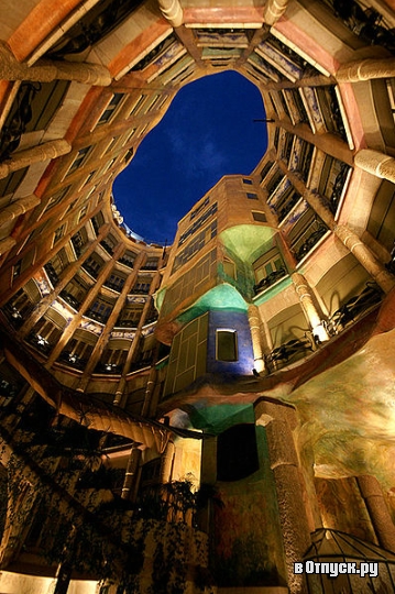 Casa mila descriere și fotografie