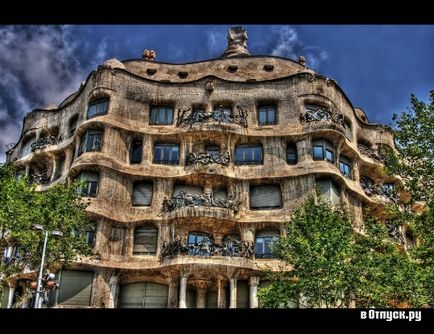 Каса мила (casa mila) опис і фото