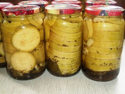 Conserve din dovlecei crocante, gustoase, conservate prin sterilizare, kabbath cu