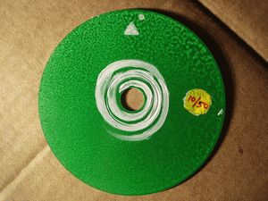 Красиві вироби з дисків сд на дачі - секрет дачі