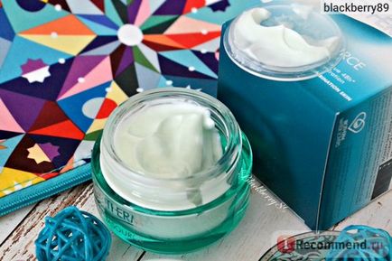 Crema de față biotherm aquasource - 