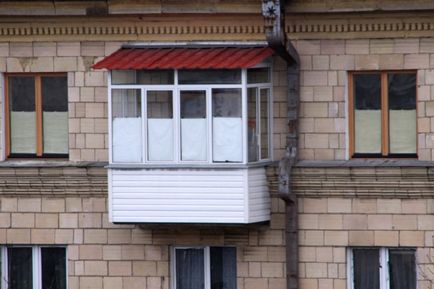 Acoperișul pe materiale de acoperire a balconului și exemple