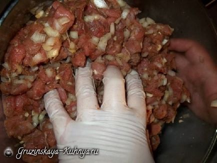 Kubdari - plăcintă georgiană cu carne - bucătăria georgiană