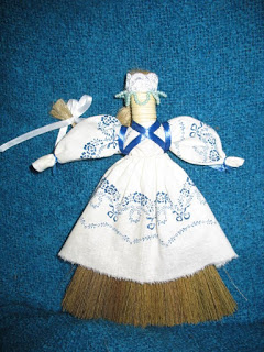 Doll-amulet 