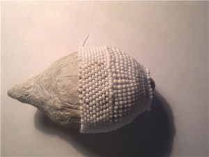 Swans gyöngyös fehér madarak a kezüket (fotó és videó) (Swan Gyöngyök mester osztály saját kezűleg a rendszer) Swans gyöngyös fehér madarak a kezüket (fotó és videó)