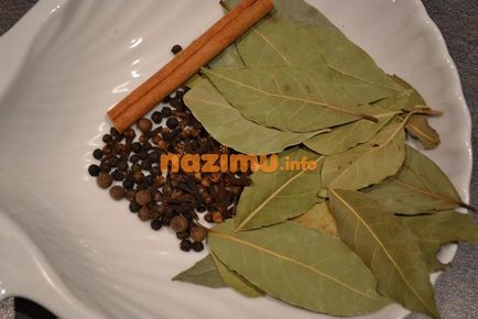 Ecetes szilva - recept fotókkal a téli (szilva) Ecetes szilva - recept fotókkal a téli
