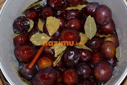 Ecetes szilva - recept fotókkal a téli (fotó) Ecetes szilva - recept fotókkal a téli