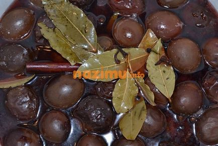 Ecetes szilva - recept fotókkal a téli (főzés) Ecetes szilva - recept fotókkal a téli