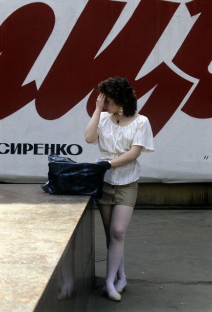 Мода 90-х джинса, одяг кислотного кольору і чубчика будиночком (24 фото)