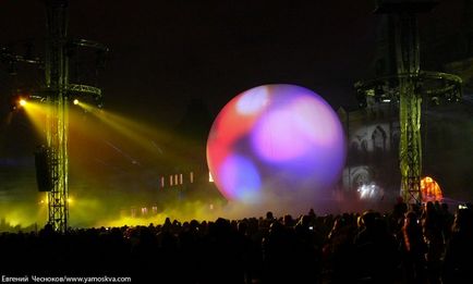 Московський міжнародний фестиваль - коло світла