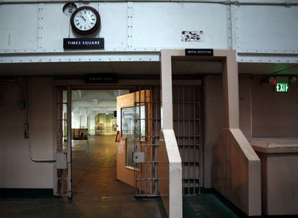 Muzeu-închisoare Alcatraz, San Francisco, Statele Unite ale Americii descriere, fotografie, unde se află pe hartă, cum ajungeți la hotel