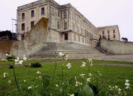 Muzeu-închisoare Alcatraz, San Francisco, Statele Unite ale Americii descriere, fotografie, unde se află pe hartă, cum ajungeți la hotel