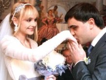 Sotul a dat bulgări de zăpadă o onopko pentru nunta lui Svetlana Loboda și un inel de logodnă de la Tiffany