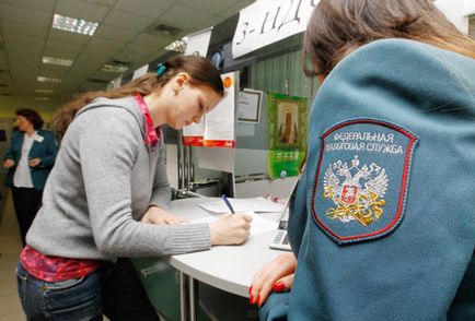 ПДФО при даруванні нерухомості - в 2017 році, договір, близькому родичу, момент обов'язки