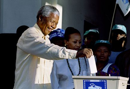 Nelson Mandela (1918-2013), știri despre fotografii