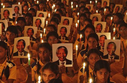 Nelson Mandela (1918-2013), știri despre fotografii