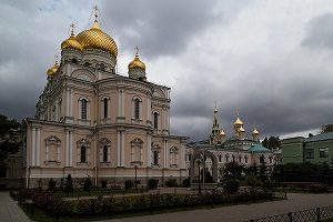 Catedrala Novodevichy din Sankt Petersburg - cum ajungeți la hotel