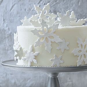 Tort de Anul Nou, design de tort de iarna, moda puls