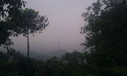 Один день в Гуанчжоу - прогулянка на гору білих хмар Байюнь