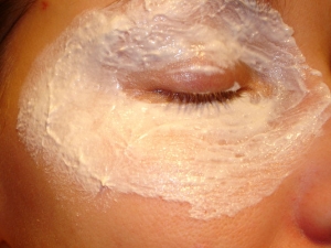 Anti-aging maszk szemhéj és a szem alatti ráncok és a megereszkedett bőrt ellen