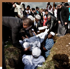 Jellemző Shia temetési összehasonlítva az általános muzulmán szokások
