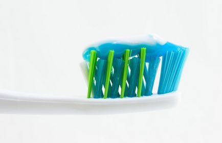 Відбілювання зубів в домашніх умовах 5 кращих способів