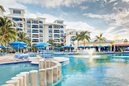 Fiecare turist se poate relaxa în Cancun, această stațiune prezintă aproximativ 200 de hoteluri de la buget