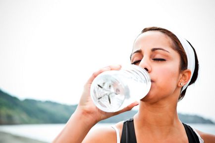 П'ємо воду правильно як розрахувати денну норму