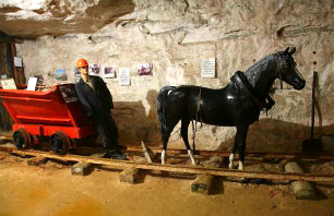 Підземний музей Пешелань