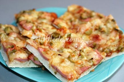 Recept házi pizza kolbásszal és savanyúsággal - Pizza 1001 étel