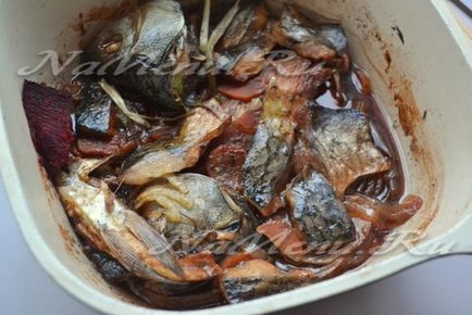 Рибне заливне, рецепт з коропа без желатину