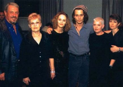 Familia lui Johnny Depp este Johnny Depp