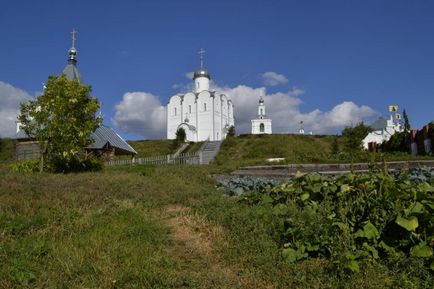 Primăvara, izvorul sfânt al xenia, satul binecuvântat cartier arskoye zasvijazhsky, orașul Ulyanovsk, Ulyanovsk