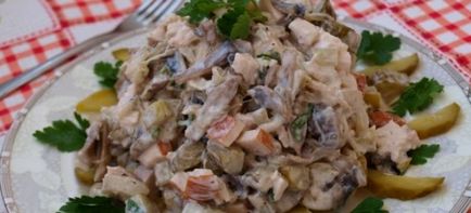 Салата от краставици - най-вкусните рецепти от интересни закуски, приготвени с пресни и кисели зеленчуци, 8 аромати